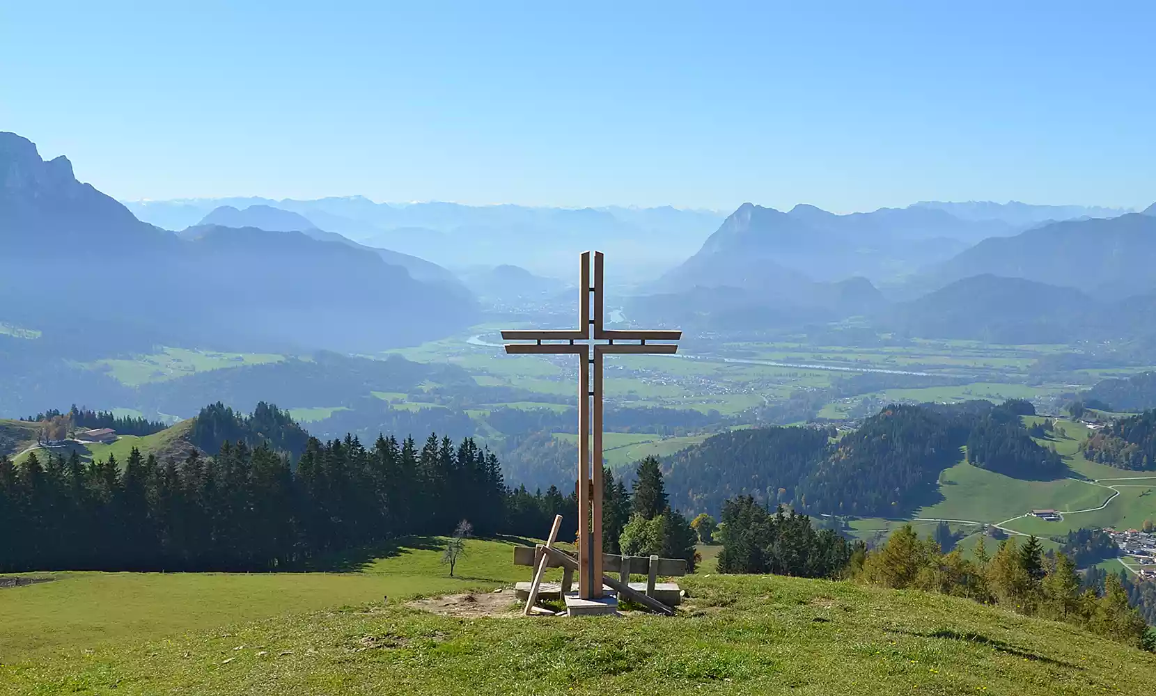Karspitze (1239 m), Staudinger Kreuz (1232 m)